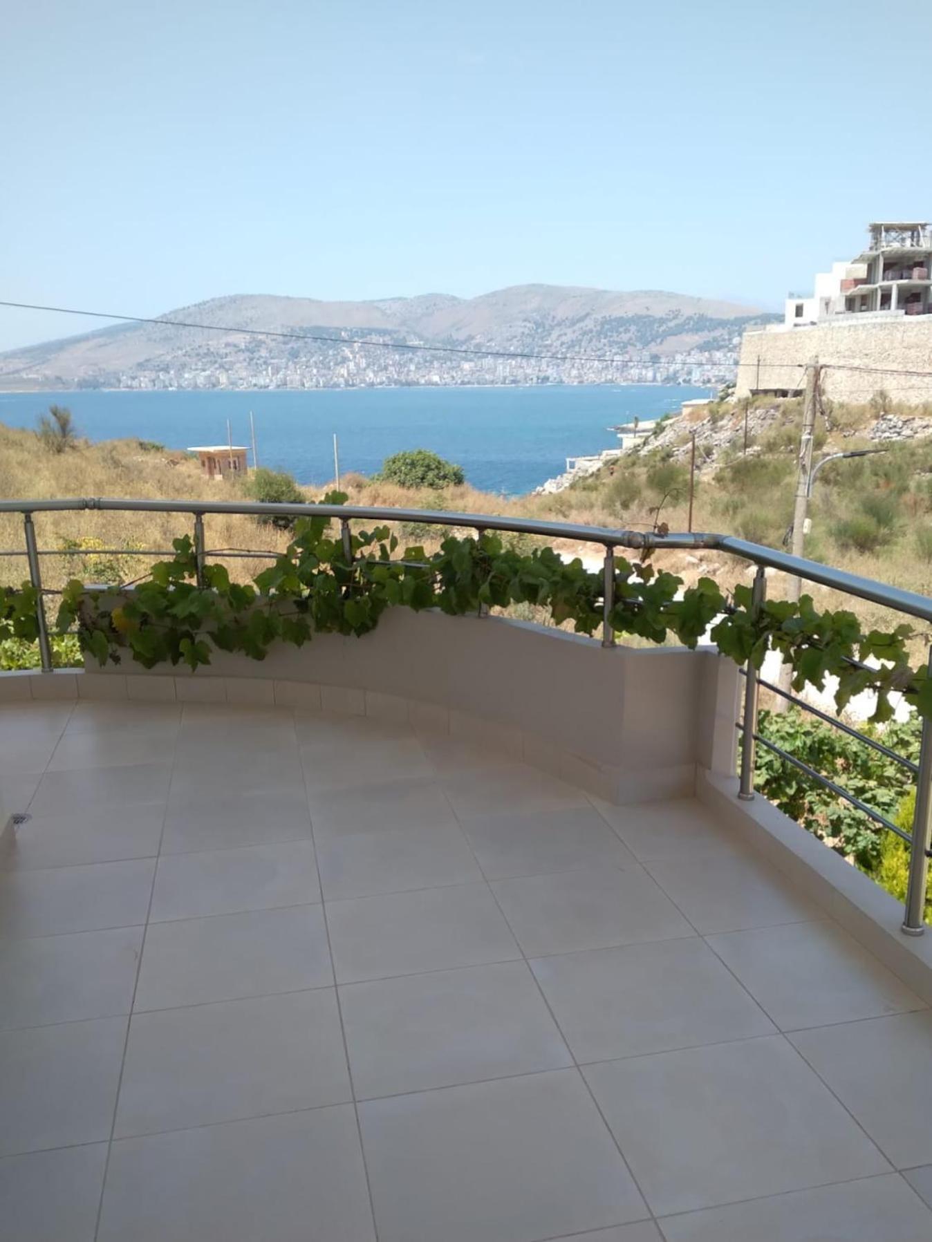 Blue Mare Apartments Saranda Kültér fotó