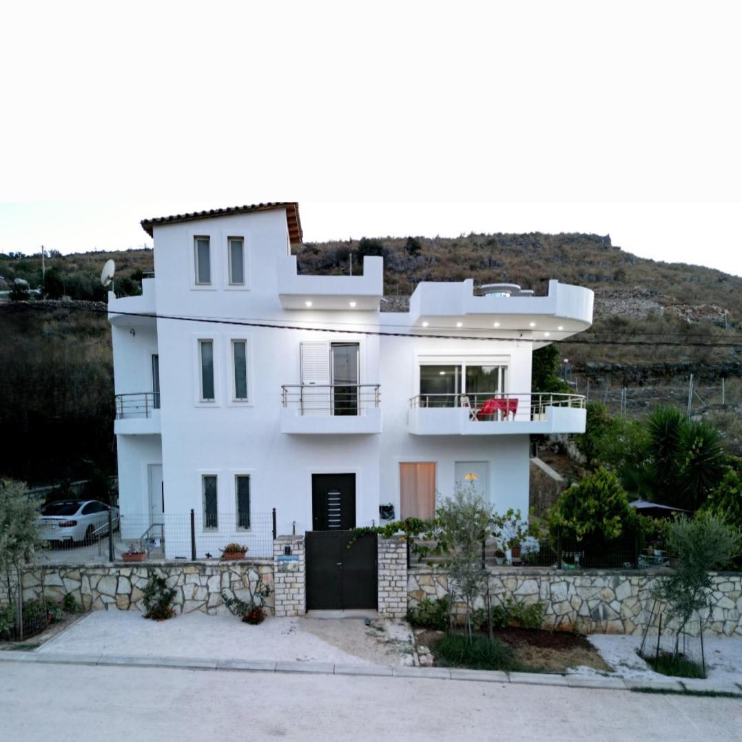 Blue Mare Apartments Saranda Kültér fotó
